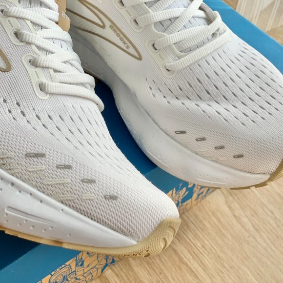 P220Brooks20 Collection: A Limited Edition Showcase" - Picture 9 of 9